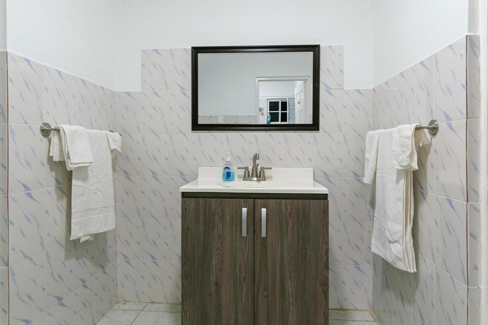 Harriott Heights Apartment Mandeville Bagian luar foto