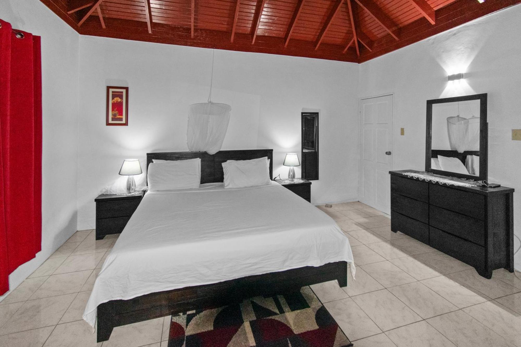 Harriott Heights Apartment Mandeville Bagian luar foto