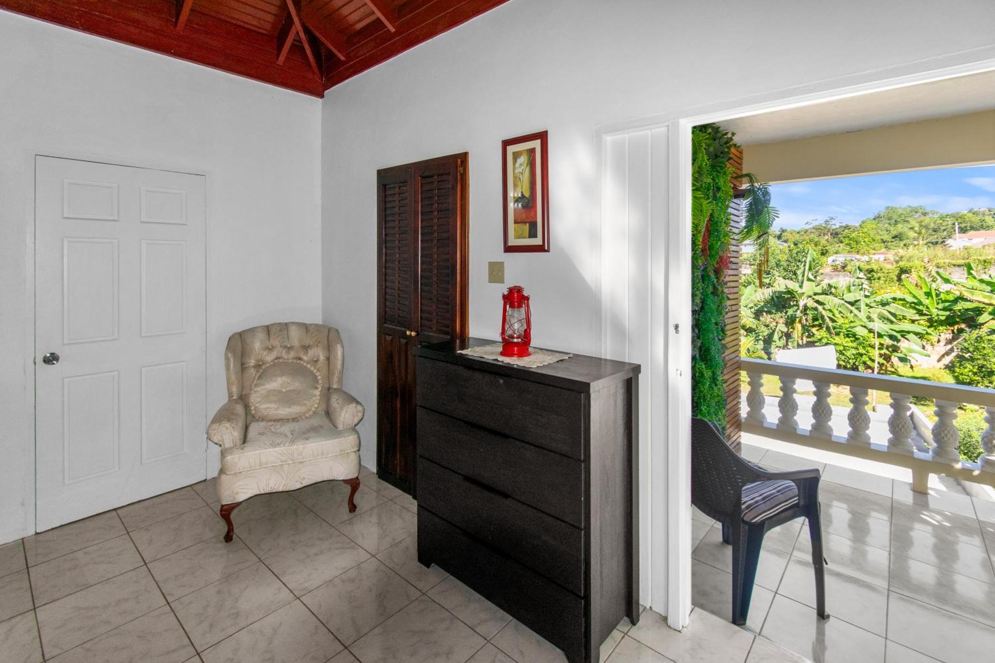 Harriott Heights Apartment Mandeville Bagian luar foto