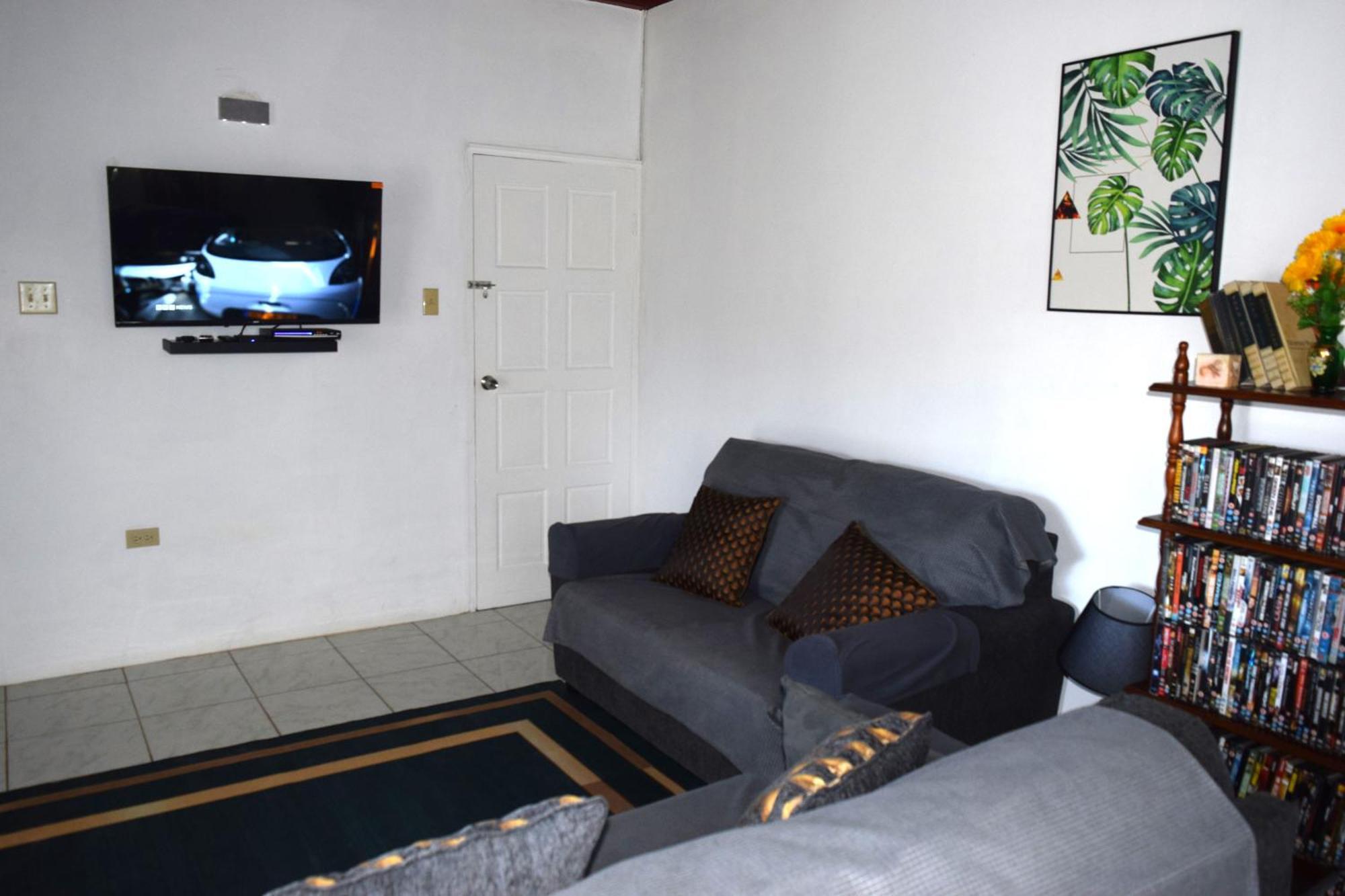 Harriott Heights Apartment Mandeville Bagian luar foto
