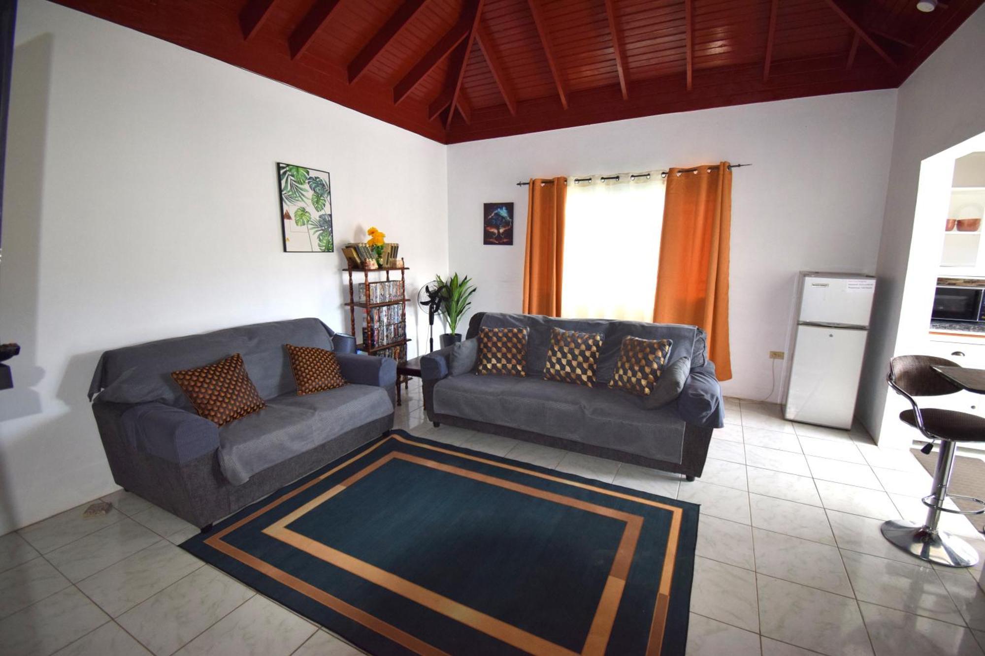 Harriott Heights Apartment Mandeville Bagian luar foto